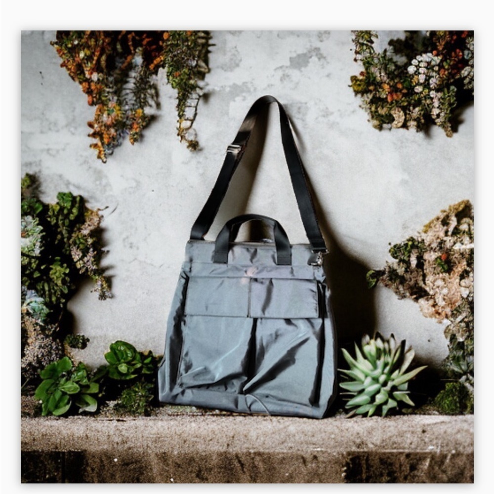 XLg Grey VTG  Jessica Bag -Work Travel-Commute-Mint -Pockets-Beach -Crossbody☀️﻿ - Picture 5 of 11